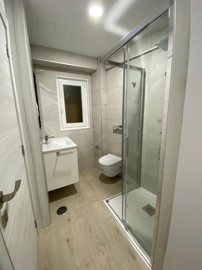 Apartamento En Avenida De Finisterre Apartment A Coruna Bagian luar foto